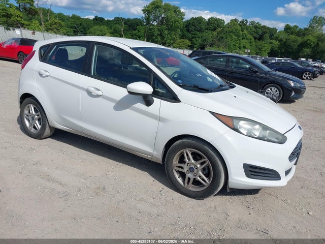 Salvage Ford Fiesta Image