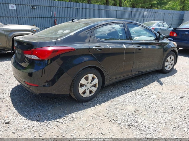 Hyundai ELANTRA Se