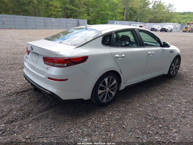 Kia Optima S