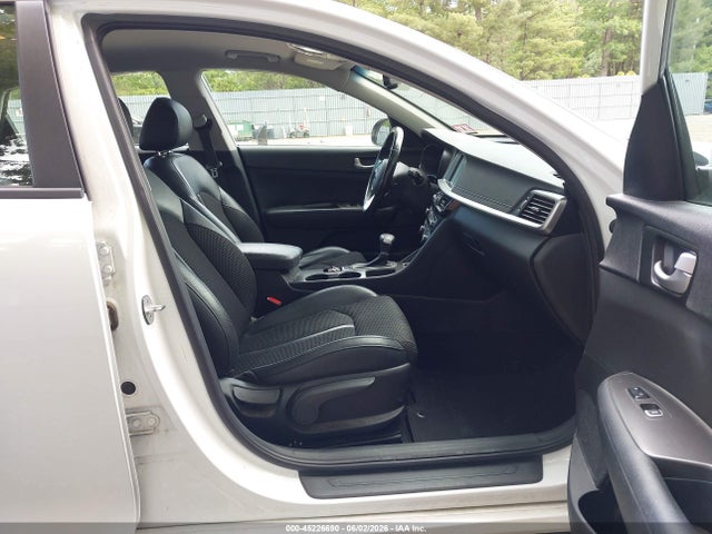 Kia Optima S