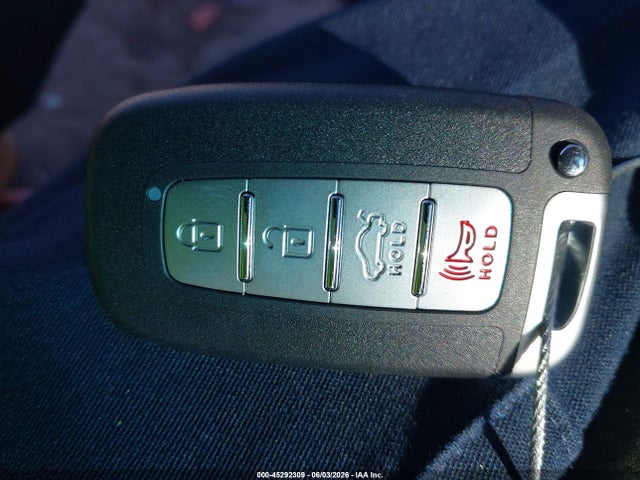 Hyundai ELANTRA Limited