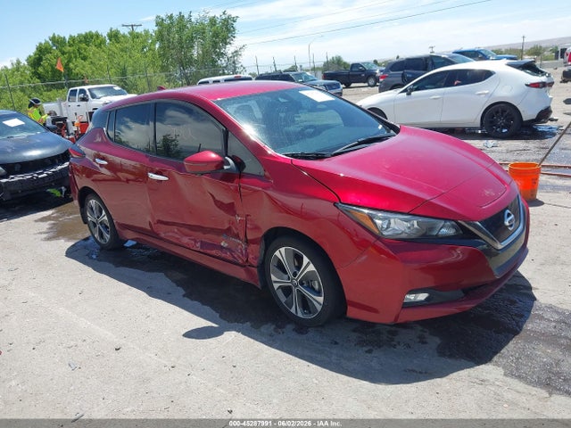 Salvage Nissan LEAF Image