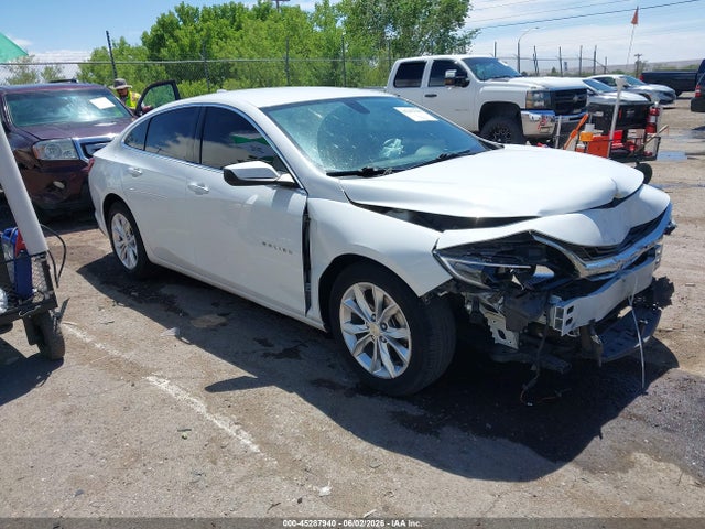 Salvage Chevrolet Malibu Image