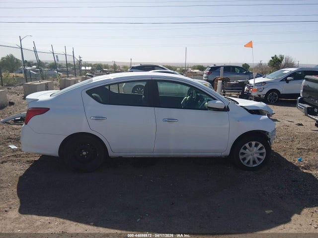 Nissan Versa 1.6 Sv