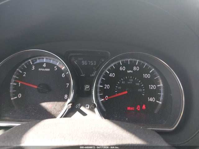 Nissan Versa 1.6 Sv