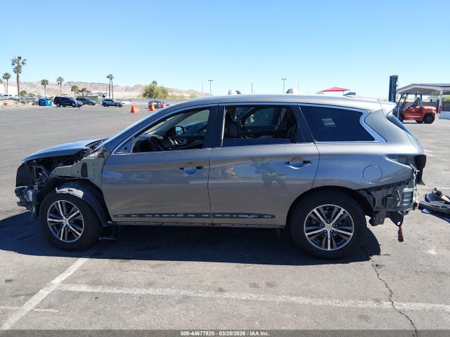 INFINITI Qx Luxe