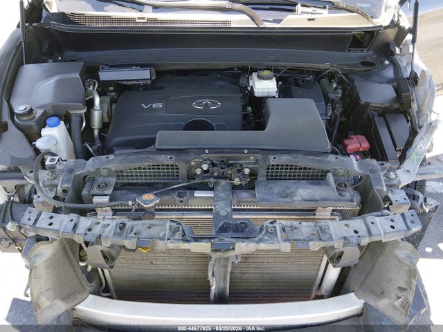 INFINITI Qx Luxe
