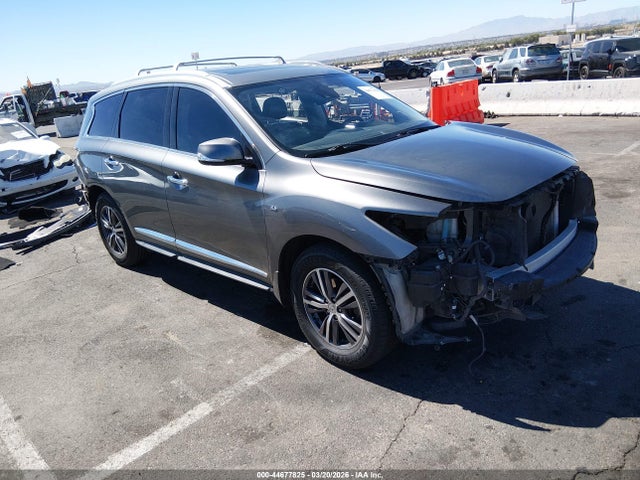 Salvage INFINITI Qx Image