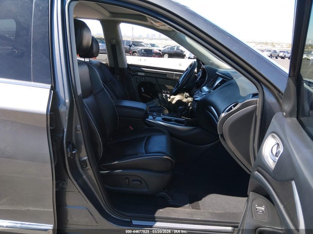INFINITI Qx Luxe