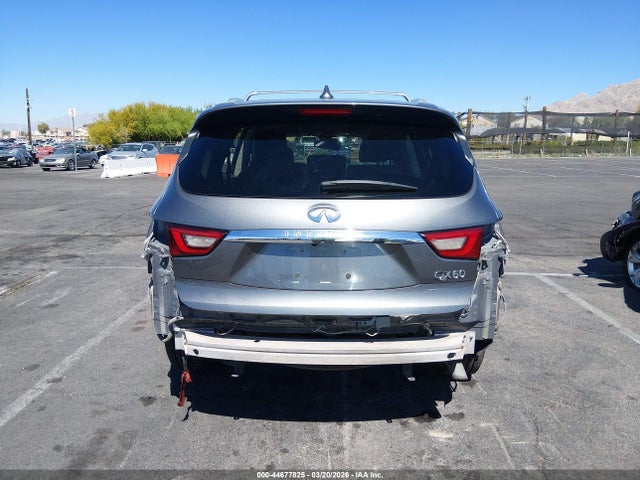 INFINITI Qx Luxe