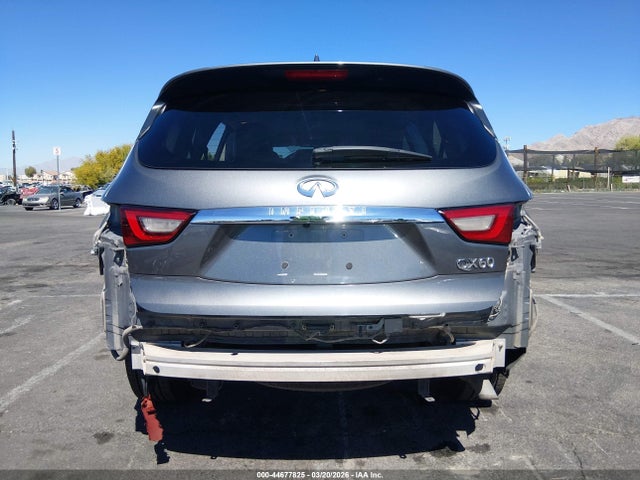 INFINITI Qx Luxe