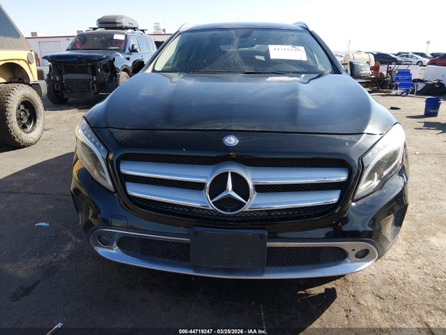 Mercedes-Benz GLA 4matic