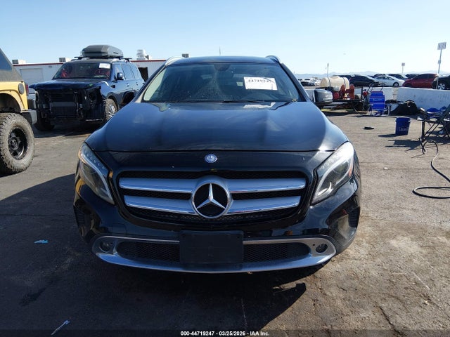 Mercedes-Benz GLA 4matic
