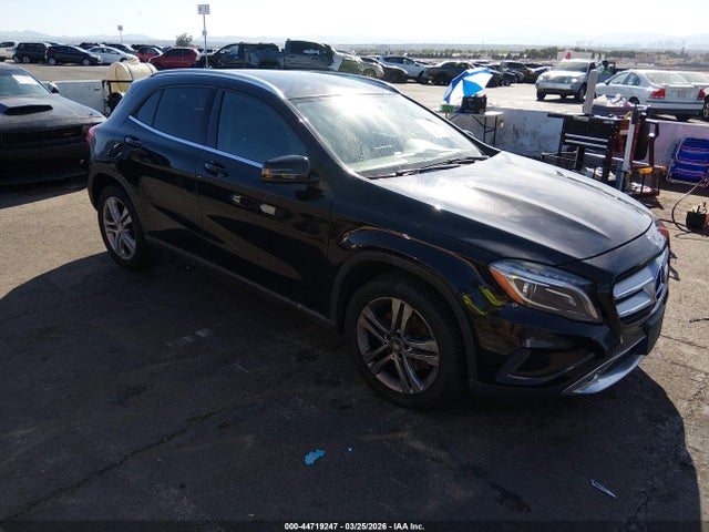 Salvage Mercedes-Benz GLA Image