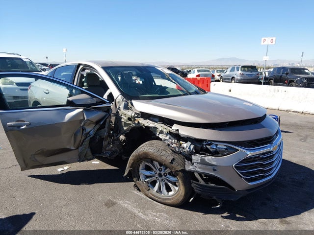 Salvage Chevrolet Malibu Image