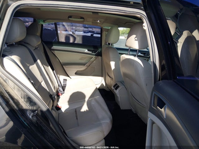 Volkswagen Golf Tdi Se 4-door