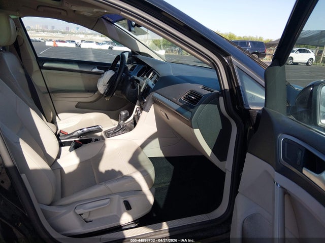 Volkswagen Golf Tdi Se 4-door
