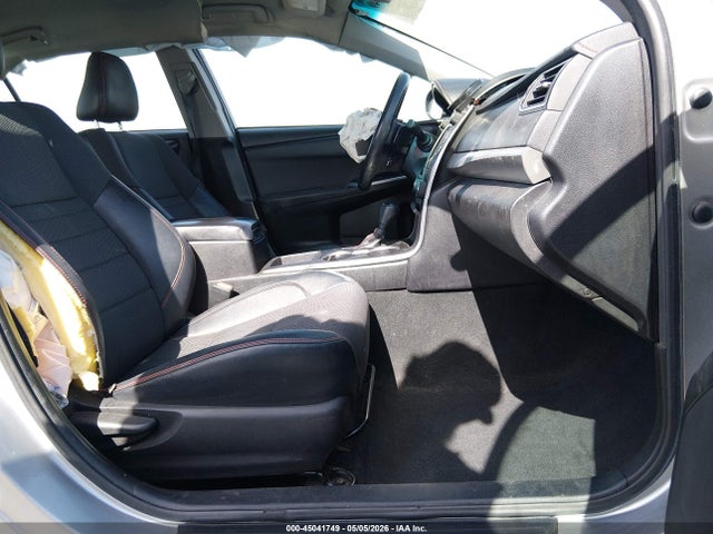 Toyota Camry Se