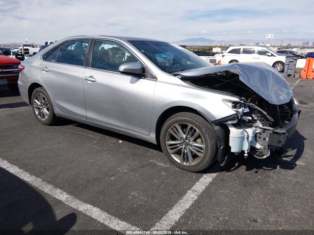 Salvage Toyota Camry Image