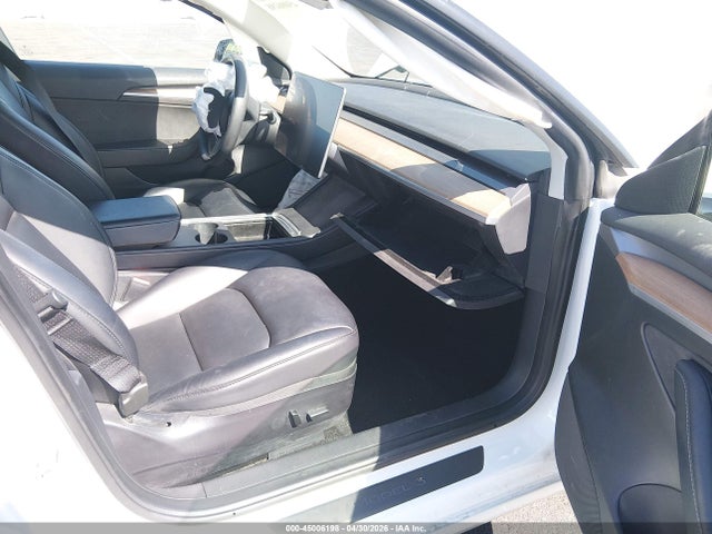 Tesla Model 3 Long Range Dual Motor All-wheel Drive