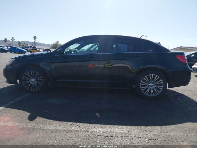 Chrysler 200 Lx