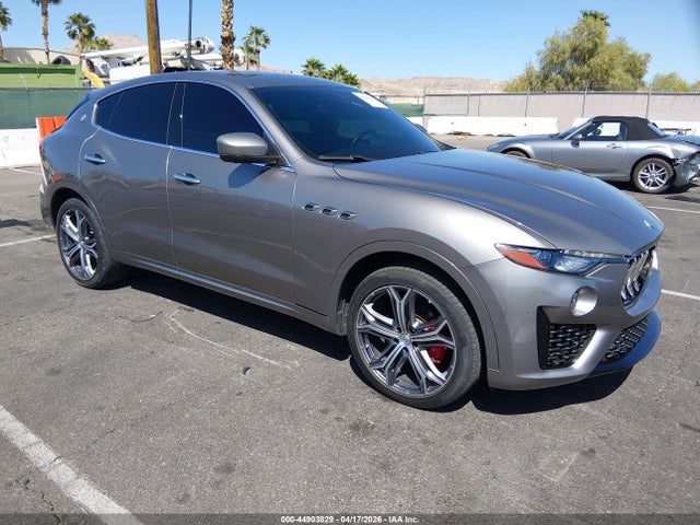 Salvage Maserati Levante Image