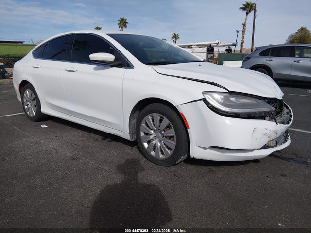 Salvage Chrysler 200 Image