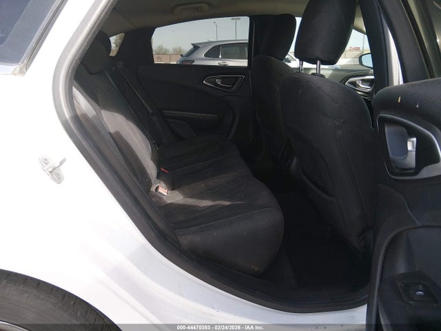 Chrysler 200 Lx