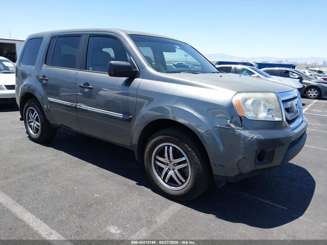 Salvage Honda Pilot Image