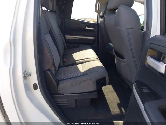 Toyota Tundra Sr5 5.7l V8