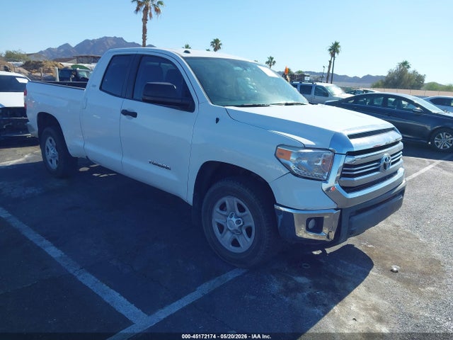 Salvage Toyota Tundra Image