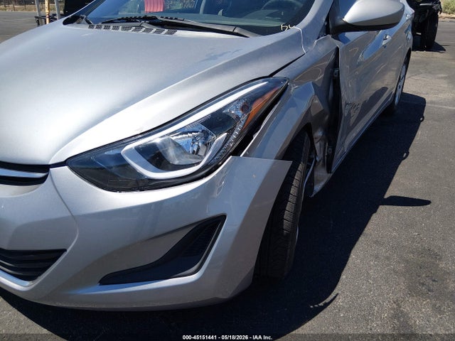 Hyundai ELANTRA Se