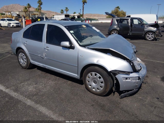 Salvage Volkswagen Jetta Image