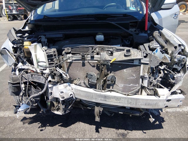 Nissan Pathfinder Sv