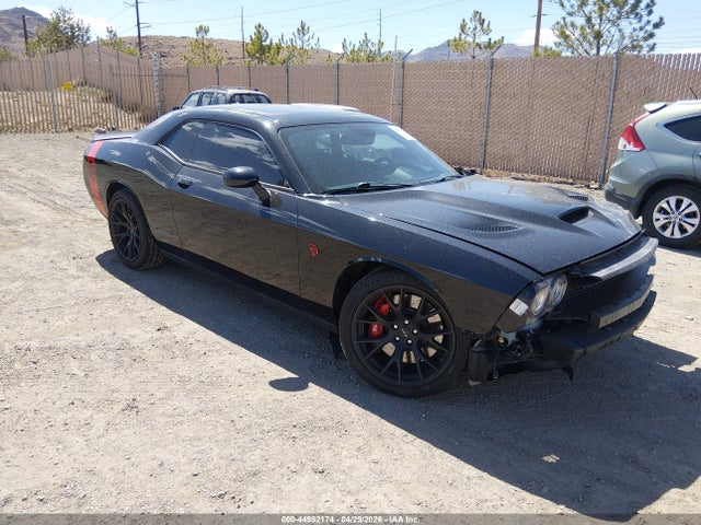 Salvage Dodge Challenger Image