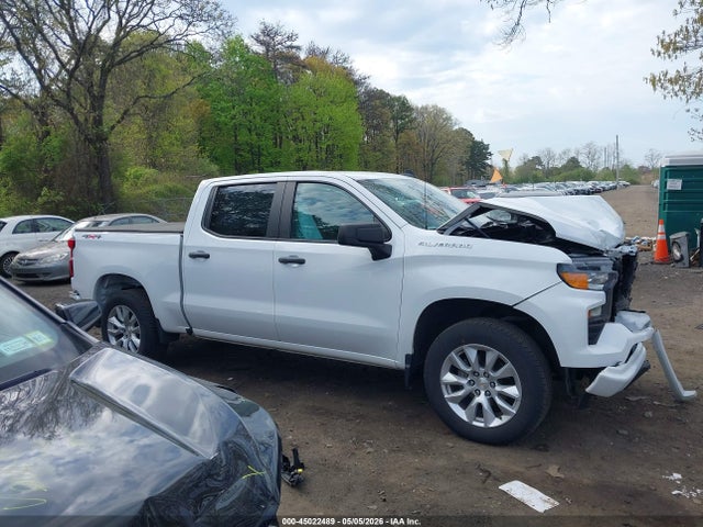 Chevrolet Silverado 1500 4wd  Short Bed Custom