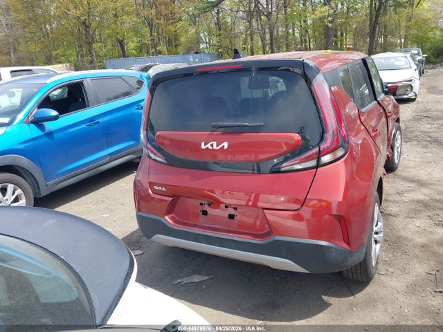 Kia Soul Lx