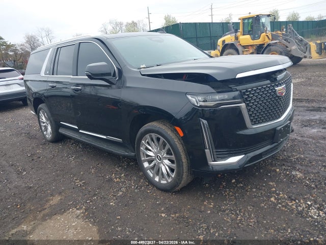 Salvage Cadillac Escalade Image
