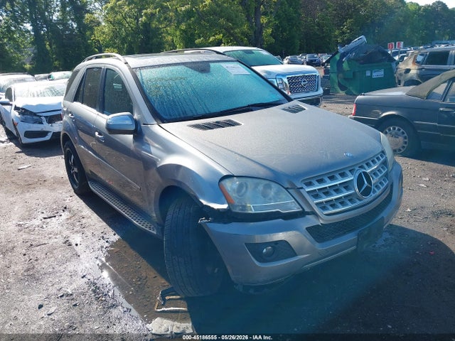 Salvage Mercedes-Benz M-Class Image