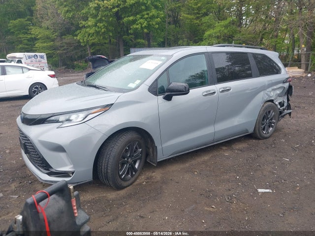 Toyota Sienna Xse