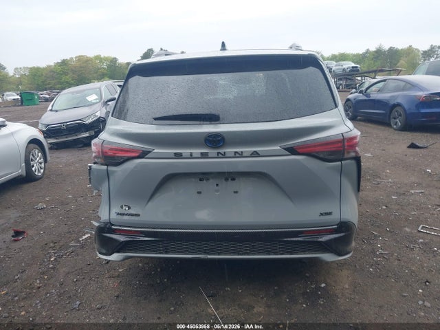 Toyota Sienna Xse