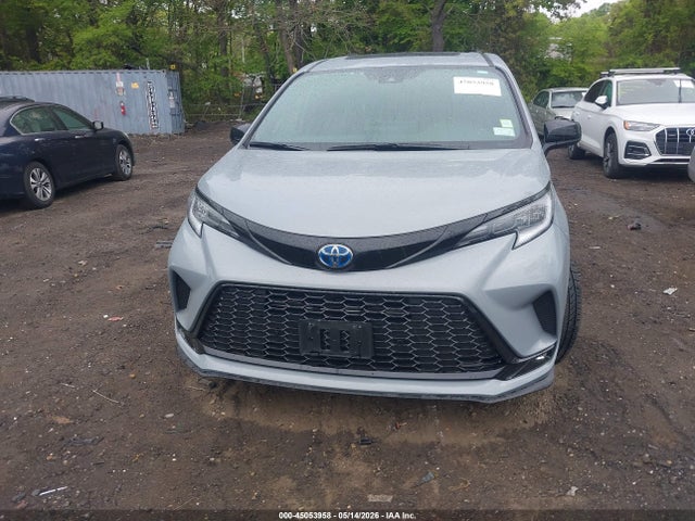 Toyota Sienna Xse