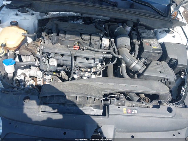 Kia K5 Lxs