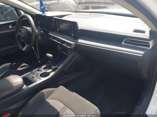 Kia K5 Lxs