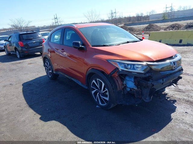Salvage Honda HR-V Image