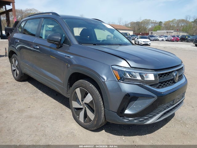 Salvage Volkswagen Taos Image