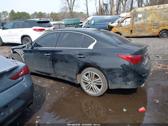INFINITI Q50