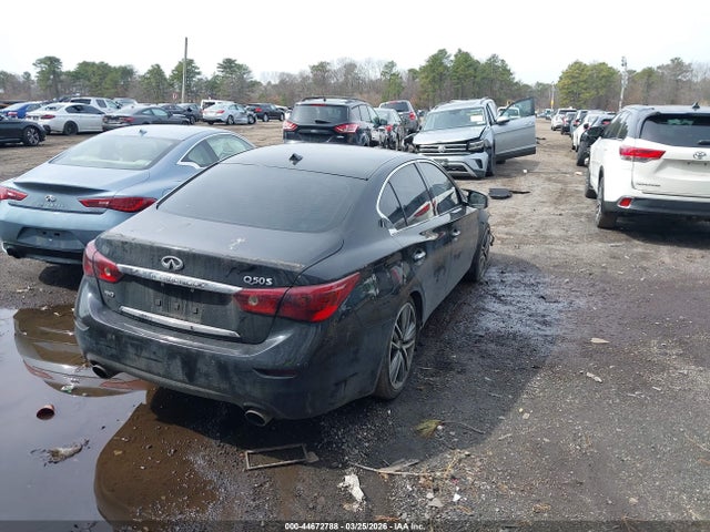 INFINITI Q50