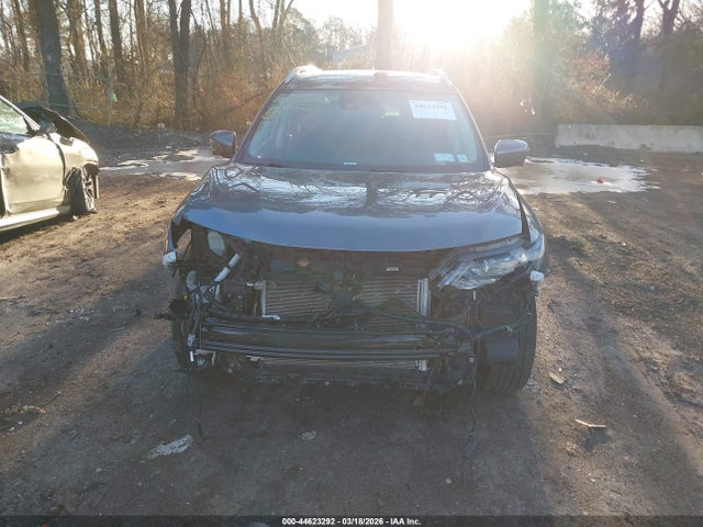 Nissan Rogue Sv Intelligent Awd