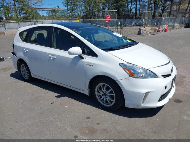 Salvage Toyota Prius v Image